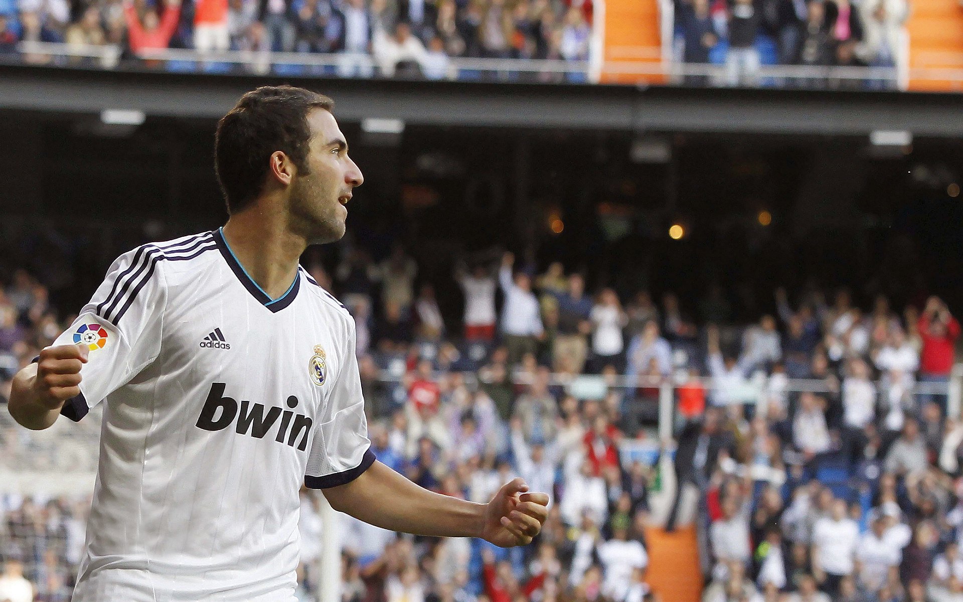 开yun官网-球员赛季表现成舆论焦点,本赛季球员数据